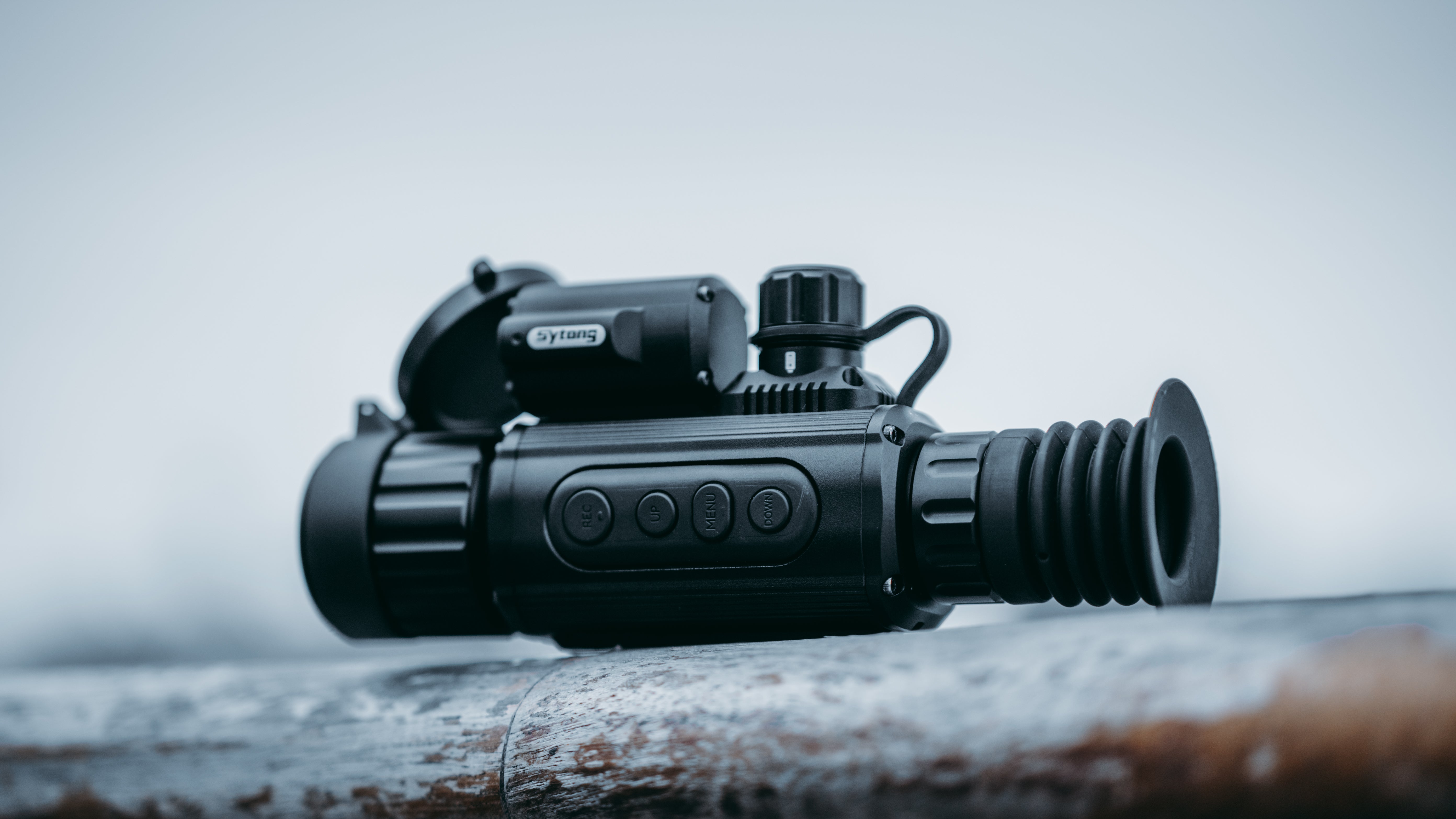 Sytong AM-03-35/50LRF  Thermal Rifle Scope with Range Finder and Ballistics