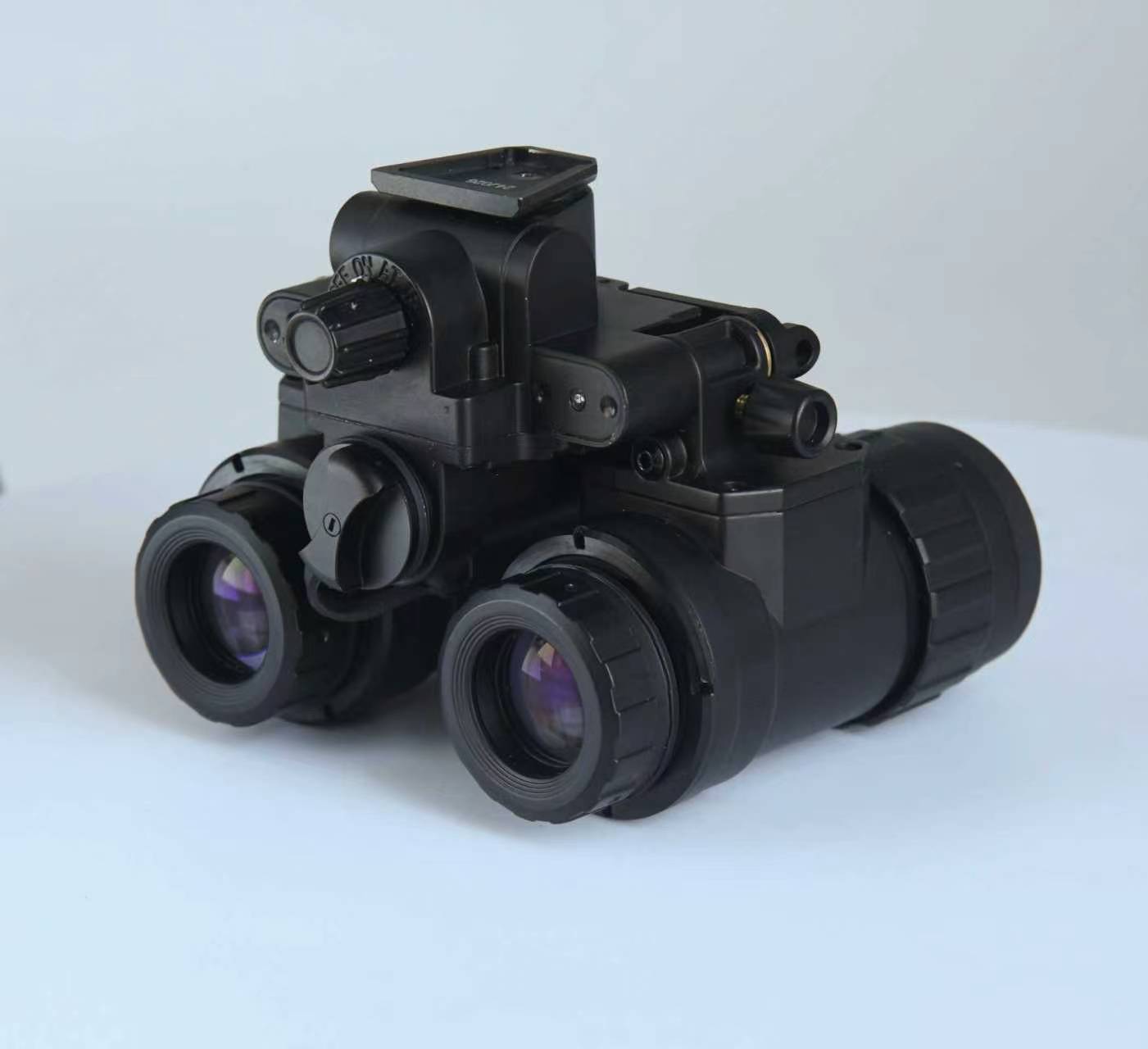 NIGHT VISION PVS3150,Gen 3, Auto-Gated , Green Phosphor, FOM 1800